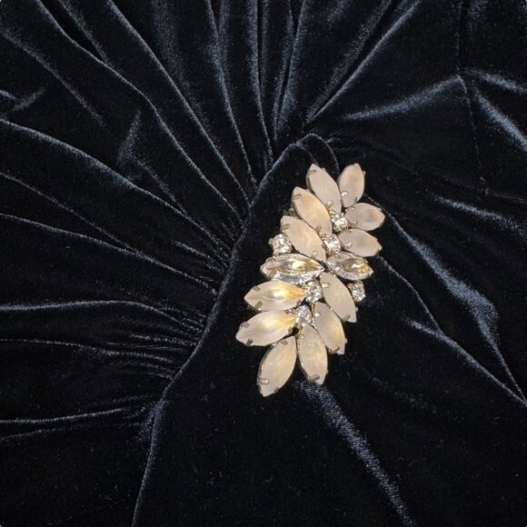 Vintage 90s Gothic Black Velvet Midi Dress Sz 6 Ruching Brooch Event Formal - Picture 7 of 13